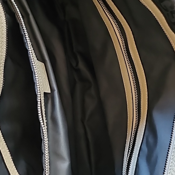 NWOT GUCCI Monogram Gray Cream Whitw Nylon Leather Off The Grid Duffle Bag Strap - Picture 5 of 8